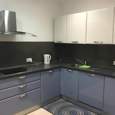 Between And St Julians Area Apartment *