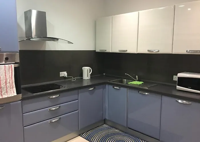 Between And St Julians Area Apartment *